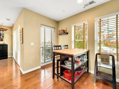 255 E Liberty Dr #401, Wheaton, IL 60187 photo 9