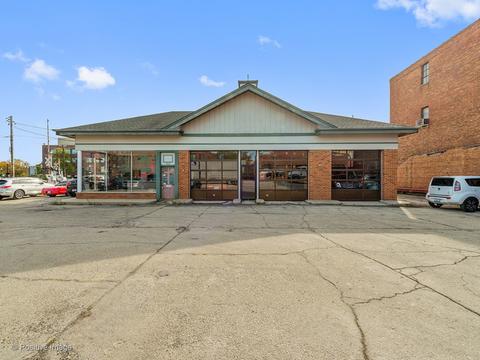302 W Front St, Wheaton, IL 60187 photo 1