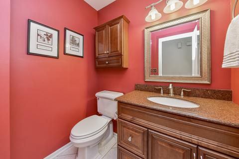 3396 Gilbert Ct, Darien, IL 60561 photo 11