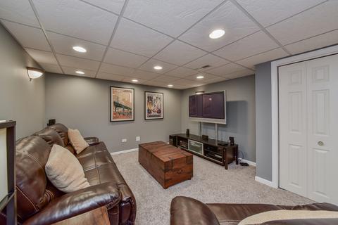 3396 Gilbert Ct, Darien, IL 60561 photo 20