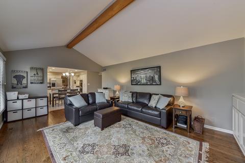 3396 Gilbert Ct, Darien, IL 60561 photo 10