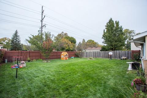 932 Timothy Ln, Des Plaines, IL 60016 photo 23