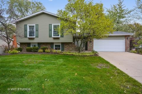 1887 Briarcliffe Blvd, Wheaton, IL 60189 photo 1