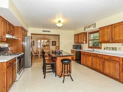 934 Stonehaven Dr, Elgin, IL 60124 photo 7