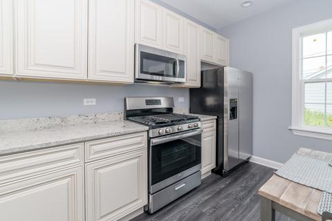 7305 W 61st Pl, Summit, IL 60501 photo 11