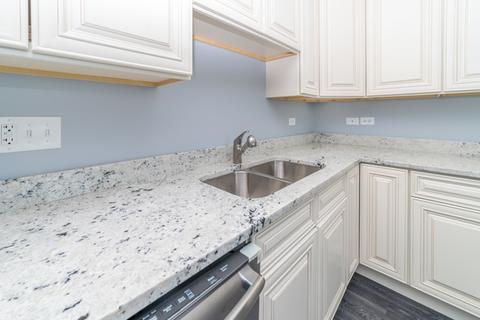 7305 W 61st Pl, Summit, IL 60501 photo 12