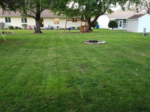 706 E Oak St, Watseka, IL 60970 photo 14