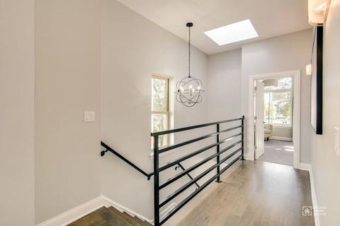 422 E 46th Pl, Chicago, IL 60653 photo 15