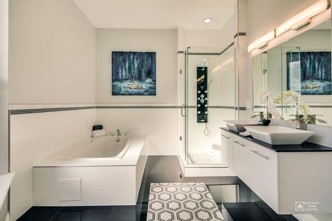 422 E 46th Pl, Chicago, IL 60653 photo 17
