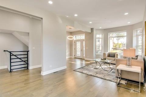 422 E 46th Pl, Chicago, IL 60653 photo 5