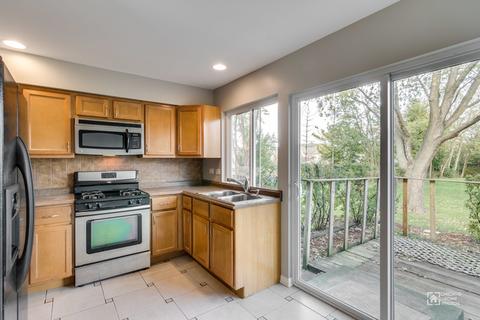 2234 Langdon Pl, Hoffman Estates, IL 60169 photo 8
