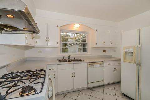 727 Arlington Ave, Des Plaines, IL 60016 photo 9