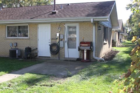 843 Valley Stream Dr #D, Wheeling, IL 60090 photo 12