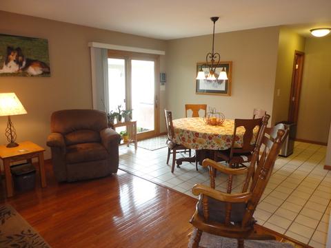 710 Alcoa Ln, Hoffman Estates, IL 60169 photo 12