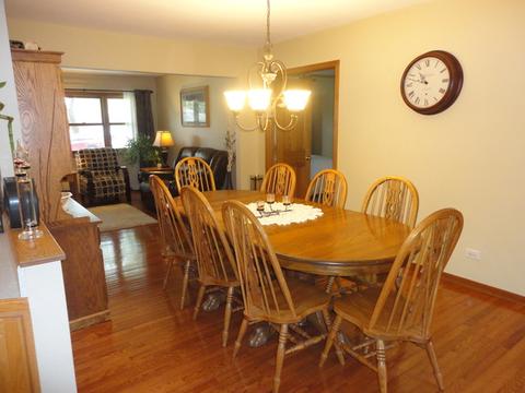 710 Alcoa Ln, Hoffman Estates, IL 60169 photo 7
