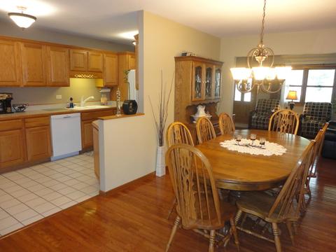 710 Alcoa Ln, Hoffman Estates, IL 60169 photo 9