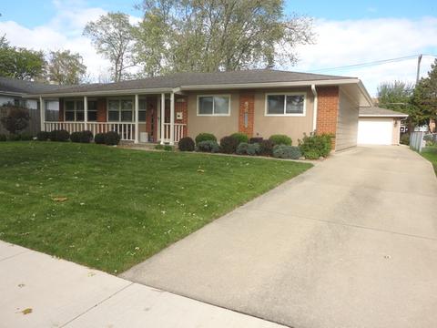 710 Alcoa Ln, Hoffman Estates, IL 60169 photo 2