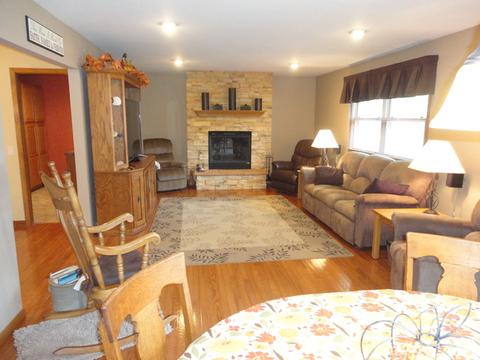710 Alcoa Ln, Hoffman Estates, IL 60169 photo 11