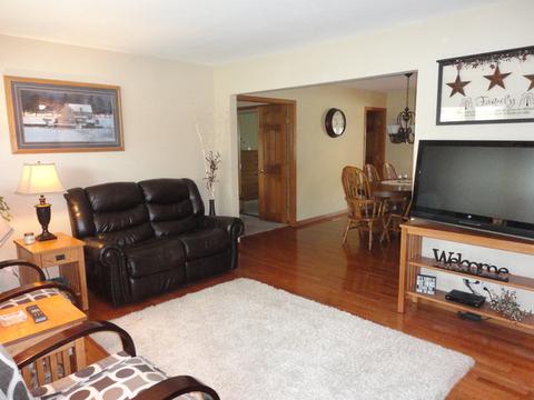 710 Alcoa Ln, Hoffman Estates, IL 60169 photo 4