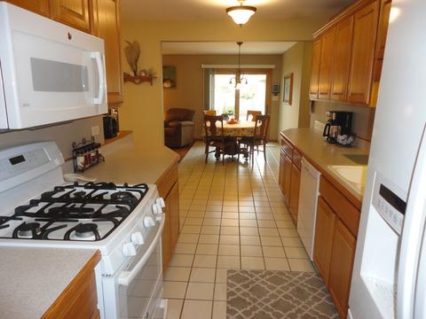 710 Alcoa Ln, Hoffman Estates, IL 60169 photo 6