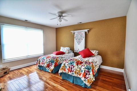 39 W048 Grand Ave, Elgin, IL 60124 photo 21