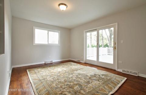 930 Meadow Rd, Northbrook, IL 60062 photo 4