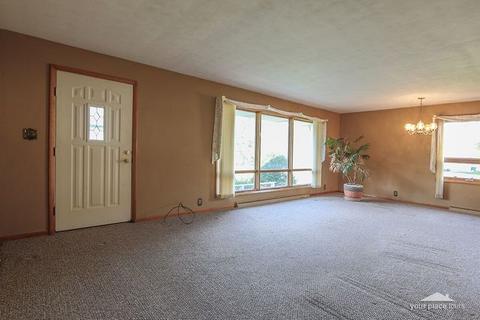 8181 Whitfield Rd, Millbrook, IL 60536 photo 6