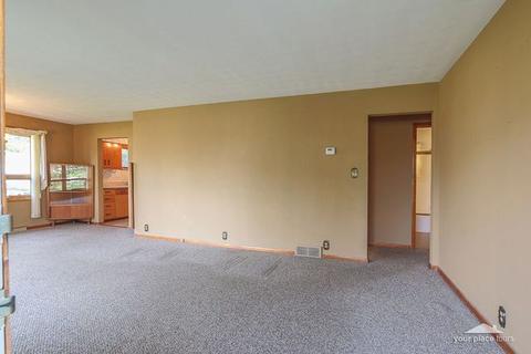 8181 Whitfield Rd, Millbrook, IL 60536 photo 3