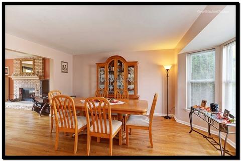 1800 Chestnut Hill Rd, Plainfield, IL 60586 photo 9