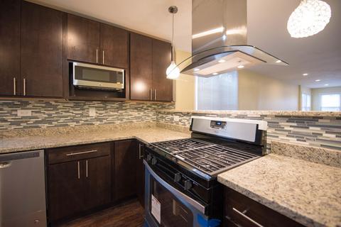 640 E 90th Pl, Chicago, IL 60619 photo 6