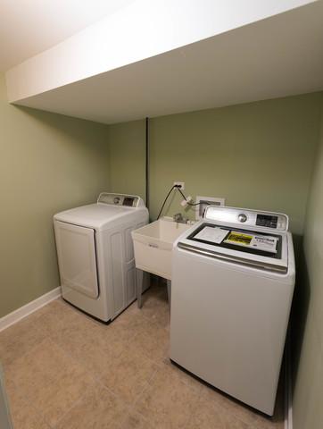 640 E 90th Pl, Chicago, IL 60619 photo 30