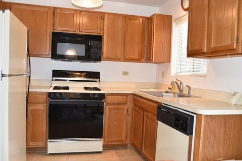 901 S Lincoln St #2N, Lockport, IL 60441 photo 8