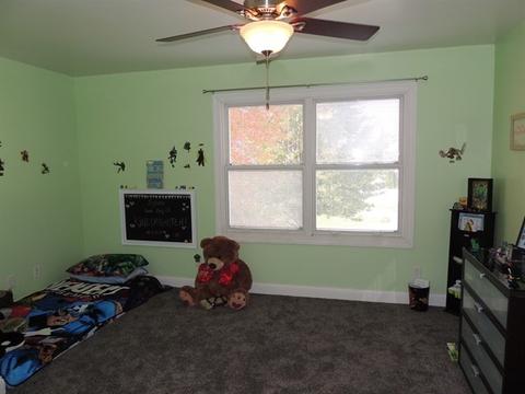 926 Charles Pl, Peru, IL 61354 photo 21