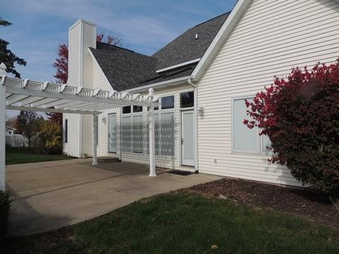 926 Charles Pl, Peru, IL 61354 photo 2