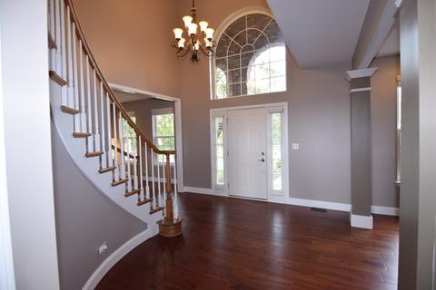 14 Rock River Ct, Algonquin, IL 60102 photo 2