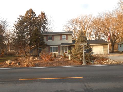 1690 Pine Bluff Rd, Morris, IL 60450 photo 2