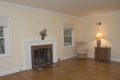 320 Wesley Ave, Evanston, IL 60202 photo 3
