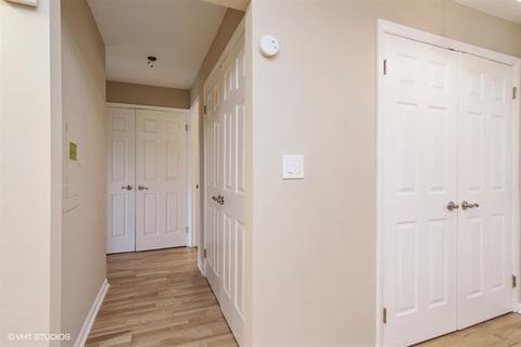 5400 N Astor Ln #210, Rolling Meadows, IL 60008 photo 17