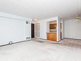 802 N River Rd #2D, Mount Prospect, IL 60056 photo 6
