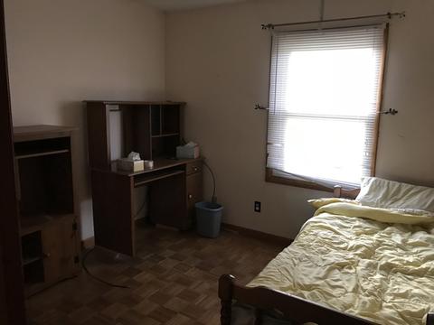 1609 Green St, Peru, IL 61354 photo 9