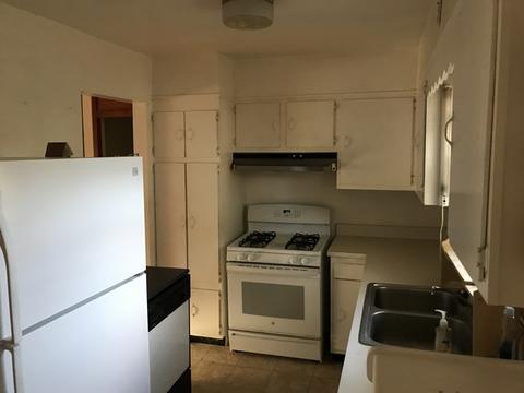 1609 Green St, Peru, IL 61354 photo 4