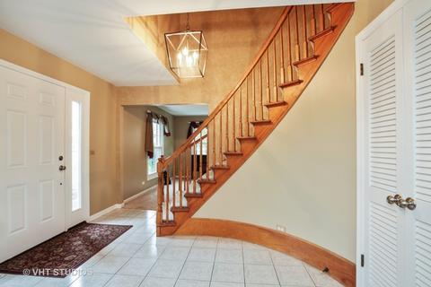 945 Willow Ln, Sleepy Hollow, IL 60118 photo 2