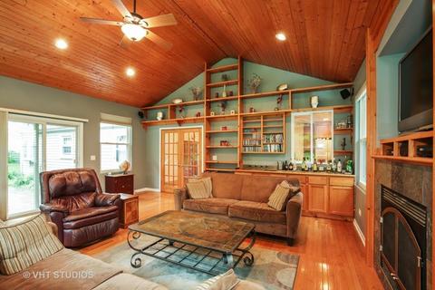 945 Willow Ln, Sleepy Hollow, IL 60118 photo 10