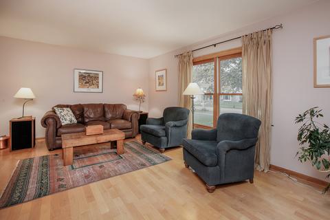 1489 Mccormick Pl, Wheaton, IL 60189 photo 8
