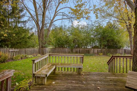 1489 Mccormick Pl, Wheaton, IL 60189 photo 12