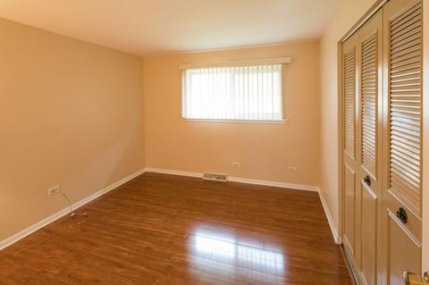 835 Valley Stream Dr #C, Wheeling, IL 60090 photo 4