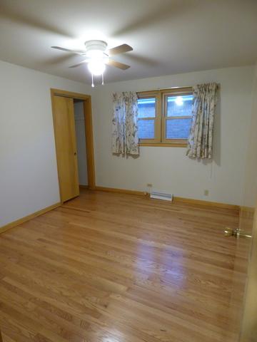 7726 Massasoit Ave, Burbank, IL 60459 photo 5