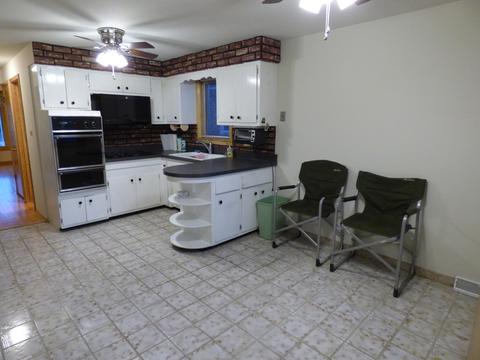 7726 Massasoit Ave, Burbank, IL 60459 photo 10