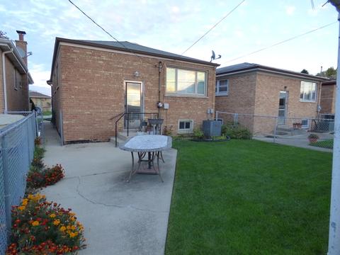 7726 Massasoit Ave, Burbank, IL 60459 photo 9