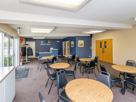 695 Illinois Blvd, Hoffman Estates, IL 60169 photo 6